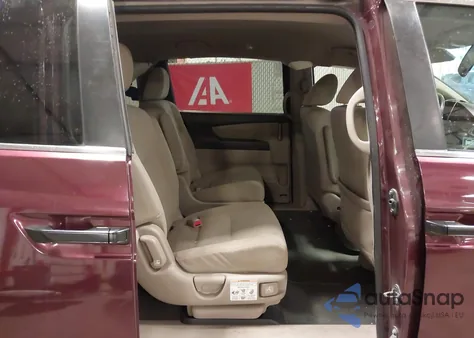 2011 Honda Odyssey Lx z USA, uszkodzony, nr VIN 5FNRL5H27BB078233